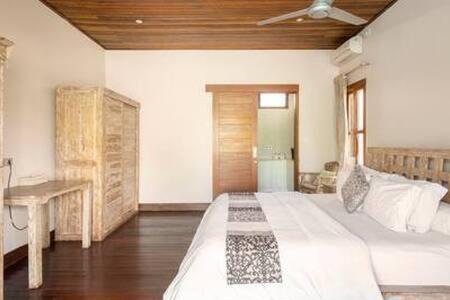 Villa Agung Nusa Lembongan Exterior foto